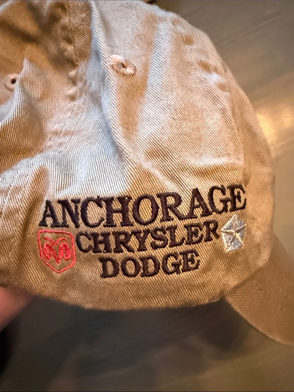 Iditarod 2010 Embroidered Khaki Baseball Cap volunteer collectible never worn